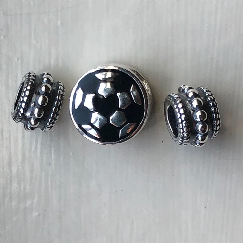 Chamilia soccer charm set